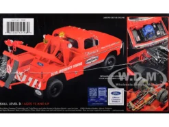 Skill 3 Model Kit 1972 Ford F-350 4x4 Tow Truck High Side Version 1/25 Scale Model by Moebius