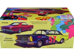Skill 2 Model Kit 1966 Ford Galaxie 500 Hardtop Sweet Bippy 4 in 1 Kit 1/25 Scale Model AMT AMT1393