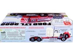 Skill 3 Model Kit Ford LTL 9000 Semi Tractor 1/24 Scale Model AMT AMT1238