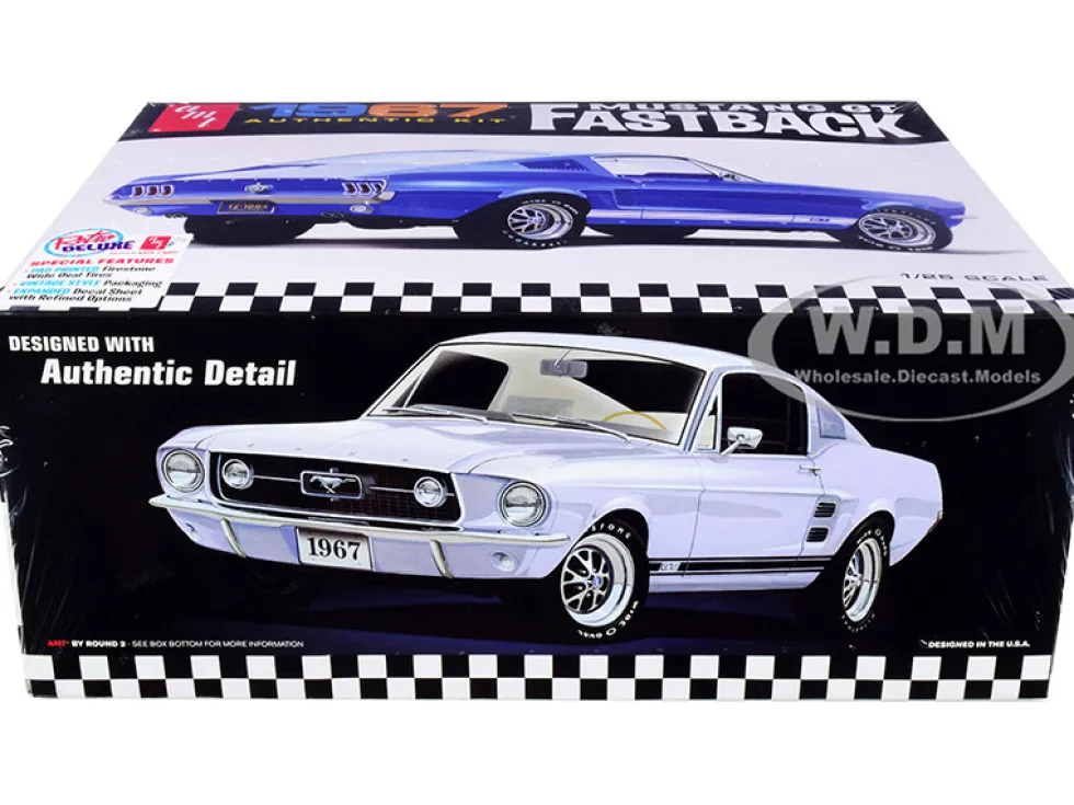 Skill 2 Model Kit 1967 Ford Mustang GT Fastback 1/25 Scale Model AMT AMT1241