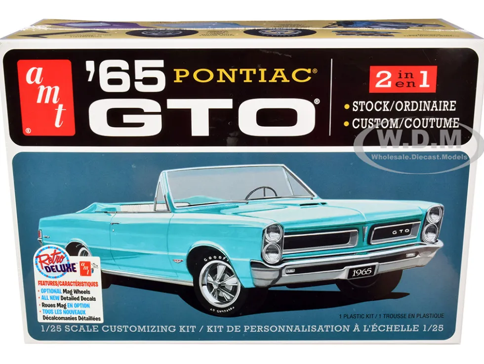Skill 2 Model Kit 1965 Pontiac GTO 2-in-1 Kit 1/25 Scale Model AMT AMT1191 M