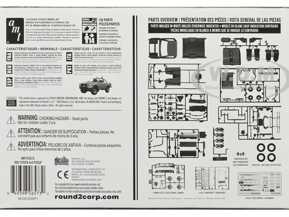 Skill 2 Model Kit 1992 Toyota 4x4 Pickup Truck 2023 1/20 Scale Model AMT AMT1425