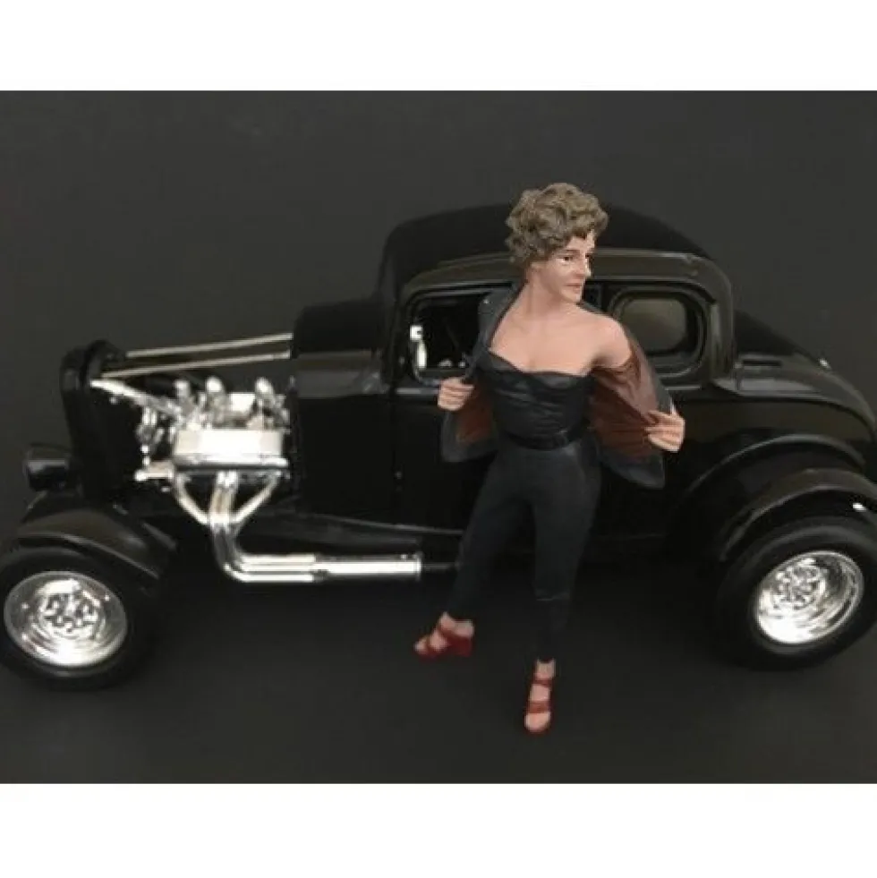 50's Style Figure II for 1:24 Scale Models by American Diorama 38252