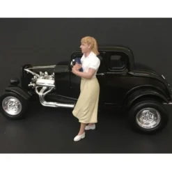 50's Style Figure VIII for 1:24 Scale Models by American Diorama 38258