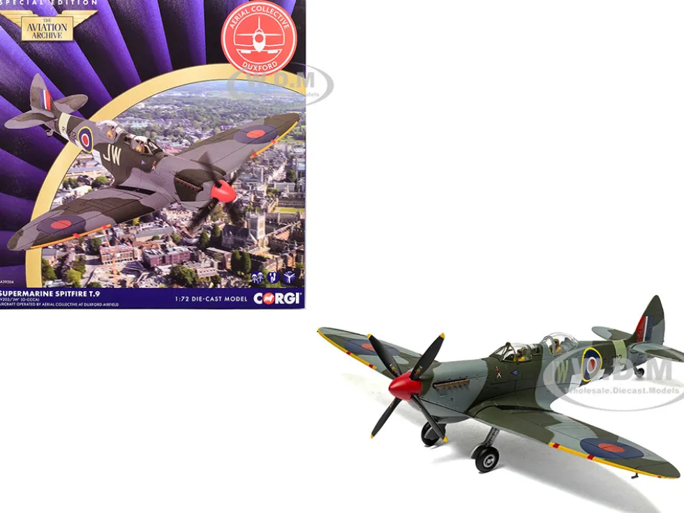 Supermarine Spitfire T.9 Aircraft "PV202, Aerial Collective at Duxford Airfield" British Royal Air Force "The Aviation Archive" Series 1/72 Diecast Model by Corgi