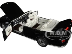 Toyota Century Open Car Convertible RHD Right Hand Drive Black with White Interior 1/18 Model Car Autoart 79531