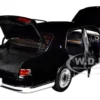Toyota Century RHD Right Hand Drive Black 1/18 Model Car Autoart 78762