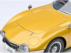 1967 Toyota 2000GT RHD (Right Hand Drive) Gold Metallic 1/18 Model Car by Autoart