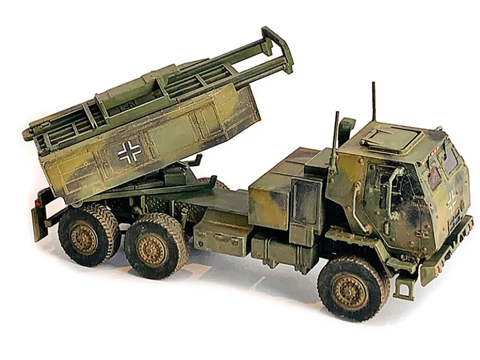 Ukraine M142 High Mobility Artillery Rocket System HIMARS Green Camouflage NEO Dragon Armor Series 1/72 Plastic Model Dragon Models 63502