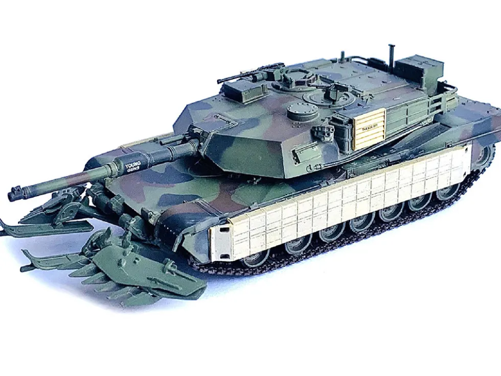 United States M1A1 AIM TUSK (Tank Urban Survival Kit) with Mine Plow (Travel Mode) "United States Marine Corps, 8th Tank Battalion, II MED, Iraq" (2003) Green Camouflage "NEO Dragon Armor" Series 1/72 Plastic Model by Dragon Models