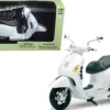 Vespa GTS 300 Super White Motorcycle 1/12 New Ray 57243B