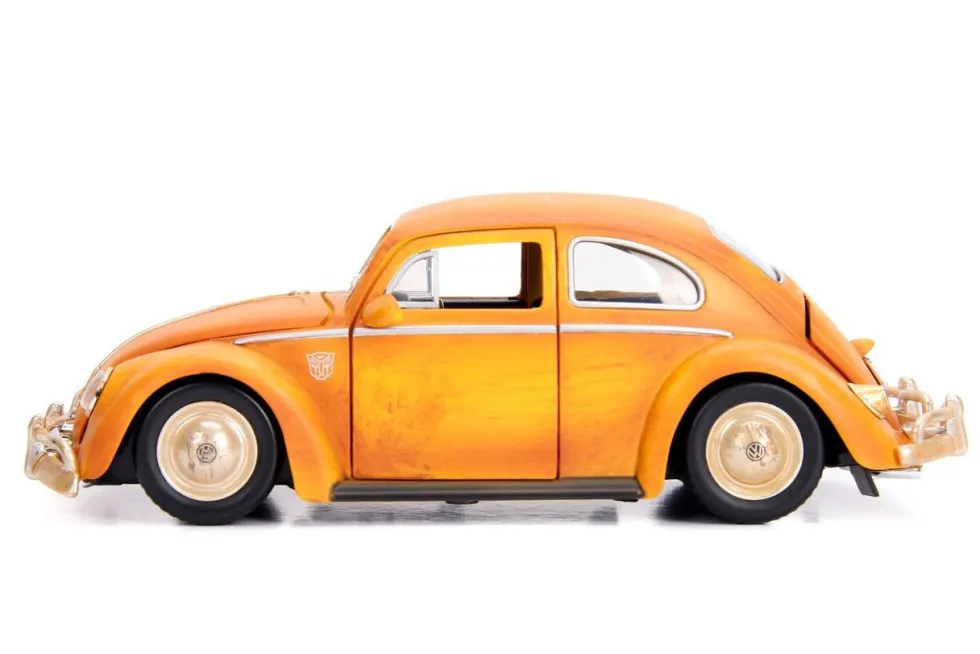 Volkswagen Beetle Weathered Yellow Robot on Chassis Charlie Diecast Figurine Bumblebee 2018 Movie Transformers Series Hollywood Rides Series 1/24 Diecast Model Car Jada 30114