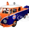 Volkswagen Service Pickup Plastic Oil Tank Gulf Oil 1/24 Diecast Model Car Motormax 79610