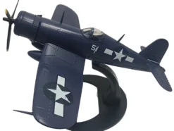 Vought F4U-1D Corsair Fighter Aircraft "Robert Wade, VMF-323 Death Rattlers, Yontan Airfield, Okinawa" (1945) United States Marine Corps "Planes of World War II" Series 1/72 Diecast Model Airplane by Luppa
