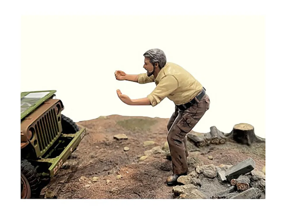 4X4 Mechanic Figure 6 for 1/18 Scale Models American Diorama AD18016