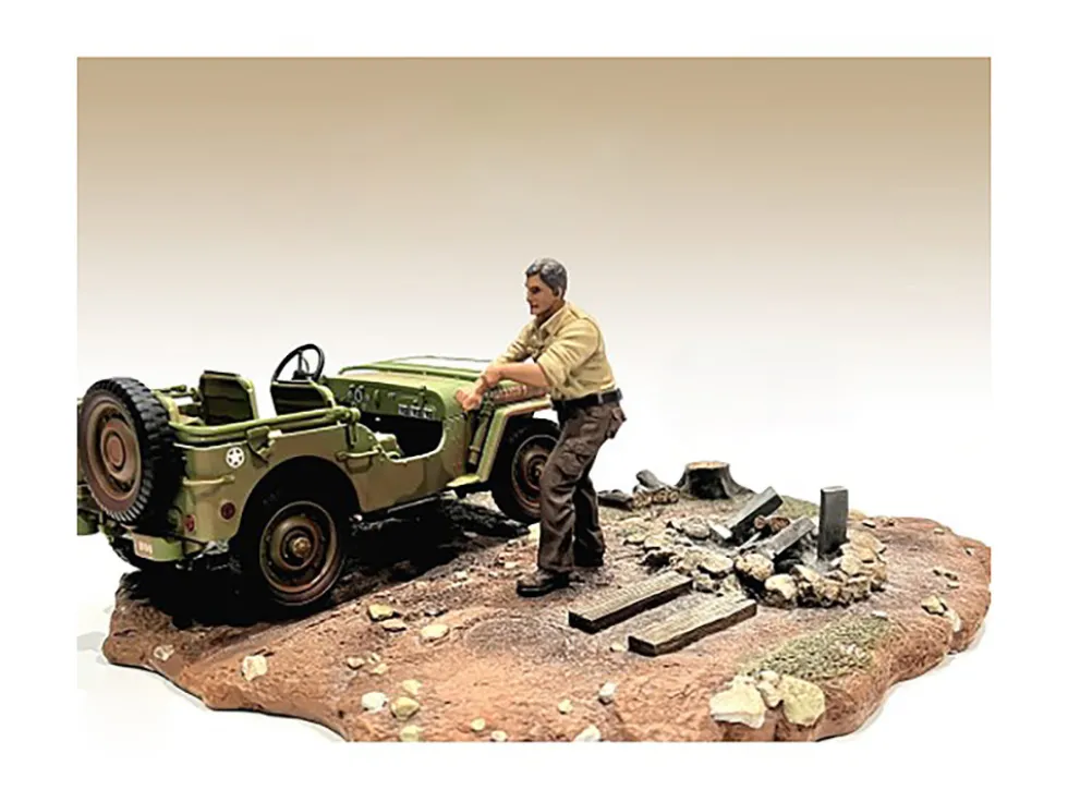 4X4 Mechanic Figure 3 for 1/18 Scale Models American Diorama AD18013