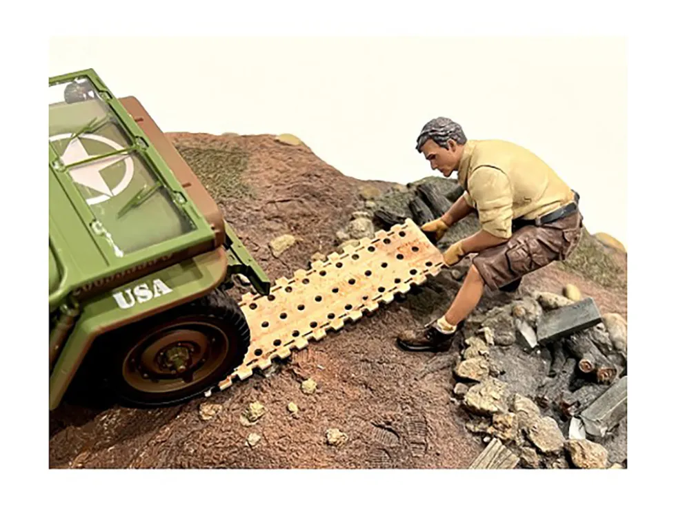 4X4 Mechanic Figure 2 with Board Accessory for 1/18 Scale Models American Diorama AD18012