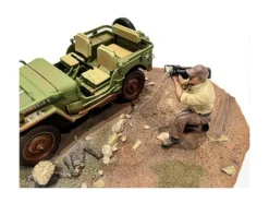 4X4 Mechanic 8 piece Figure Set for 1/18 scale models American Diorama 18011 18012 18013 18014 18015 18016 18017 18018