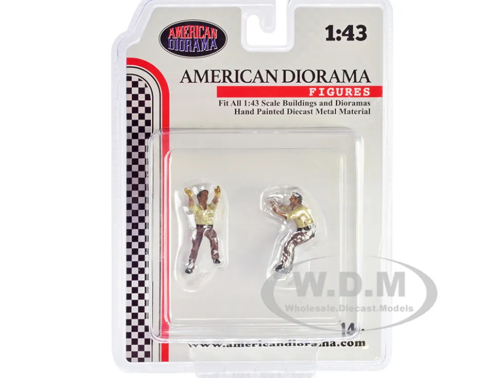 4X4 Mechanics 2 Piece Diecast Figure Set 3 for 1/43 Scale Models American Diorama AD43003